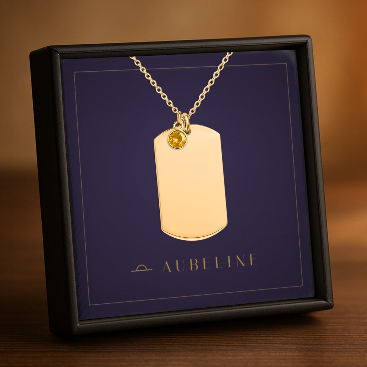 Collier plaque gravée avec pierre de naissance — Aubeline