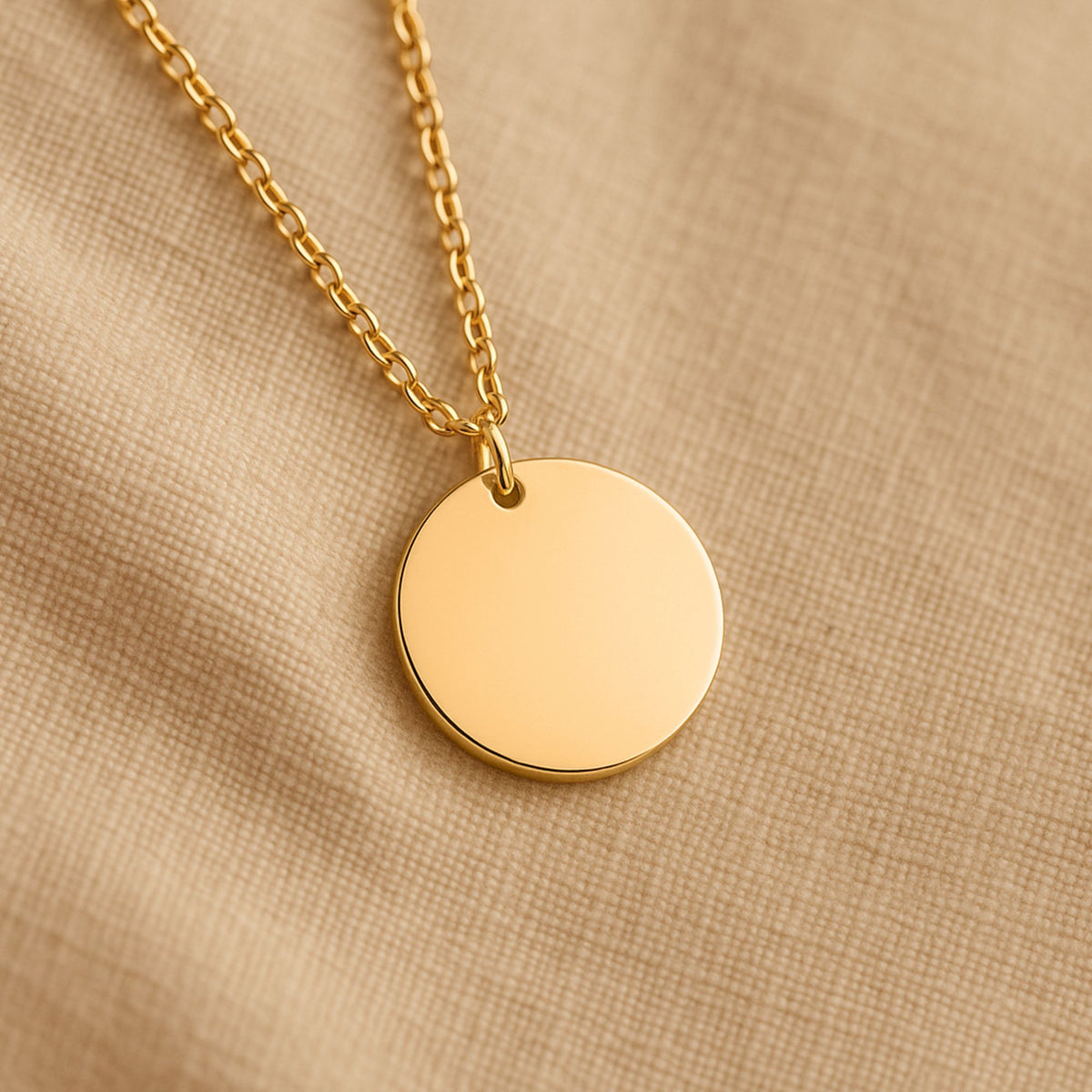 Le collier médaillon