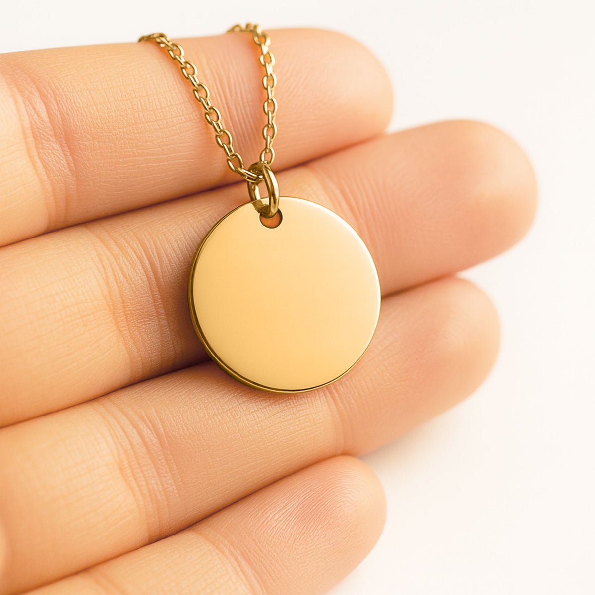 Le collier médaillon
