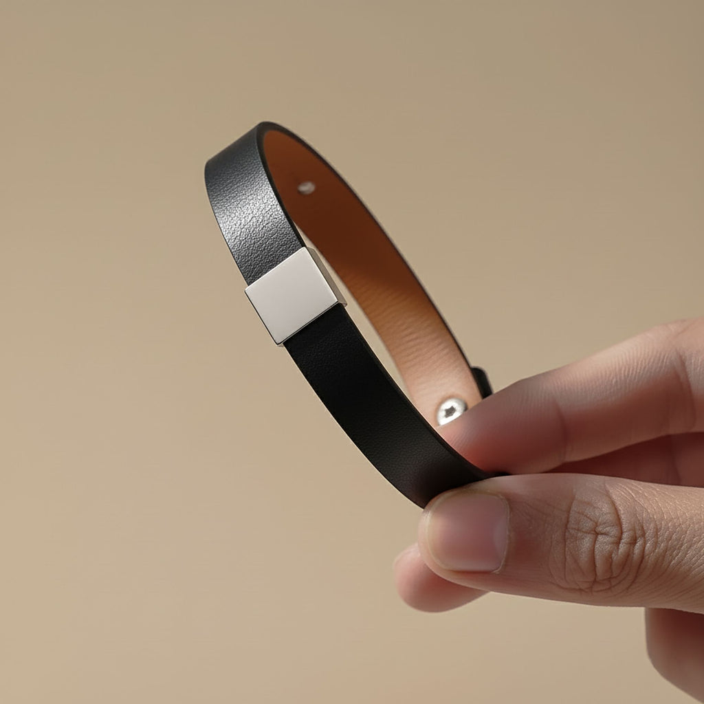 Le bracelet cuir gravé
