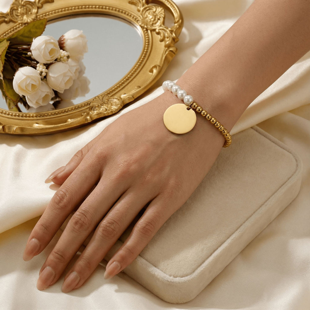 Le bracelet nacre et médaille