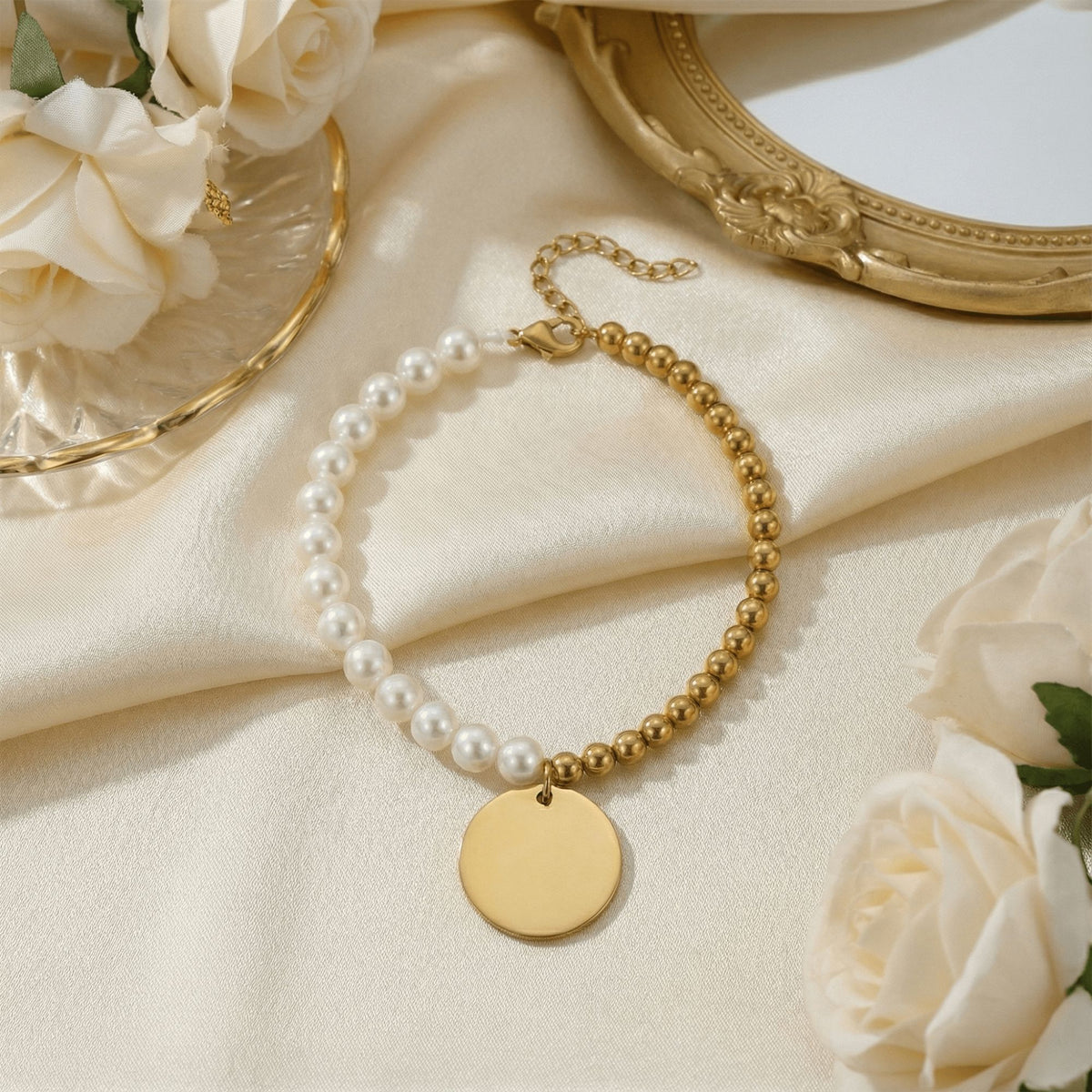 Le bracelet nacre et médaille