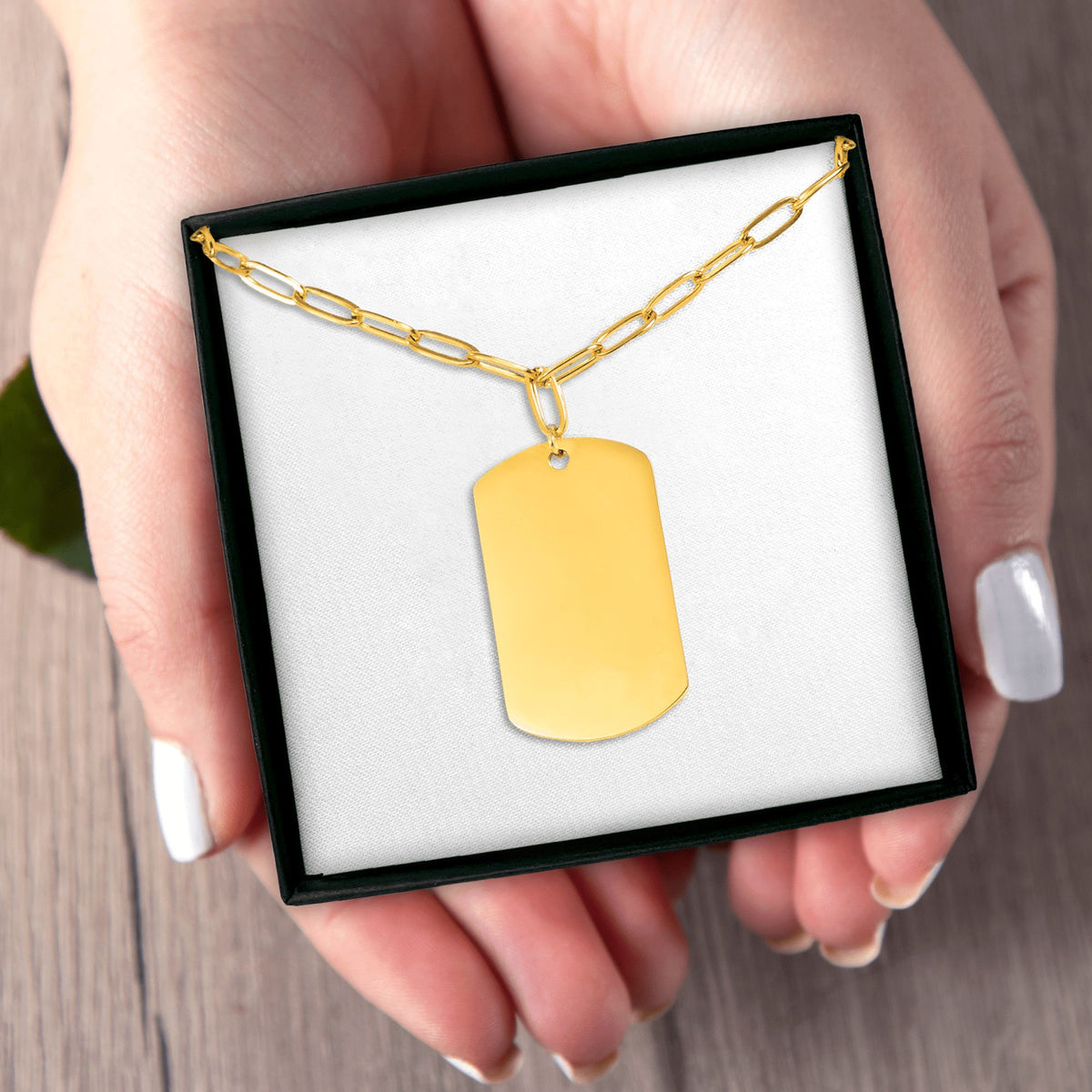 La plaque gravée, chaîne trombone