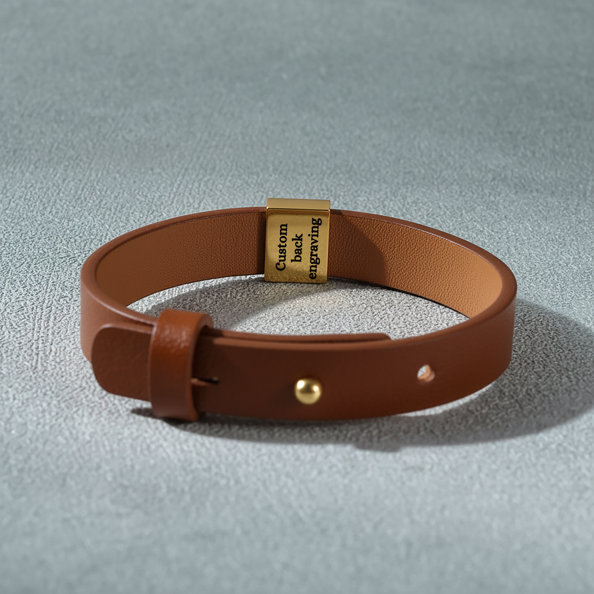 Le bracelet cuir gravé
